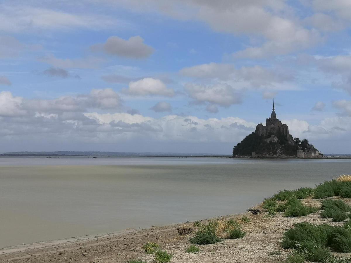 Chambres D'Hotes Ferme De La Baie Roz-sur-Couesnon Exterior foto
